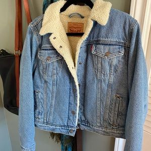 Levi Strauss Sherpa lined jacket size XL